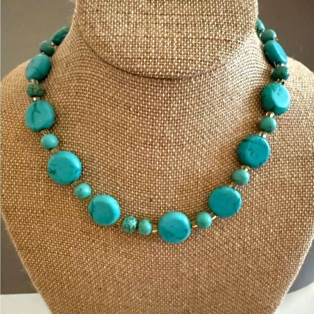 Southwestern Turquoise Howlite Gemstone Statement Necklace 18 Inches - Picture 3 of 5